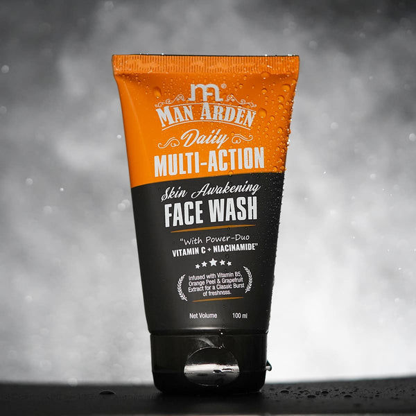 Daily Multi-Action Skin Awakening Vitamin C + Niacinamide Face Wash, 100 ml
